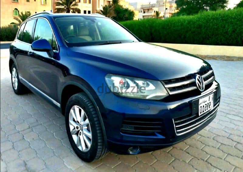 Volkswagen Touareg 2015 excellent condition orginal paint 9