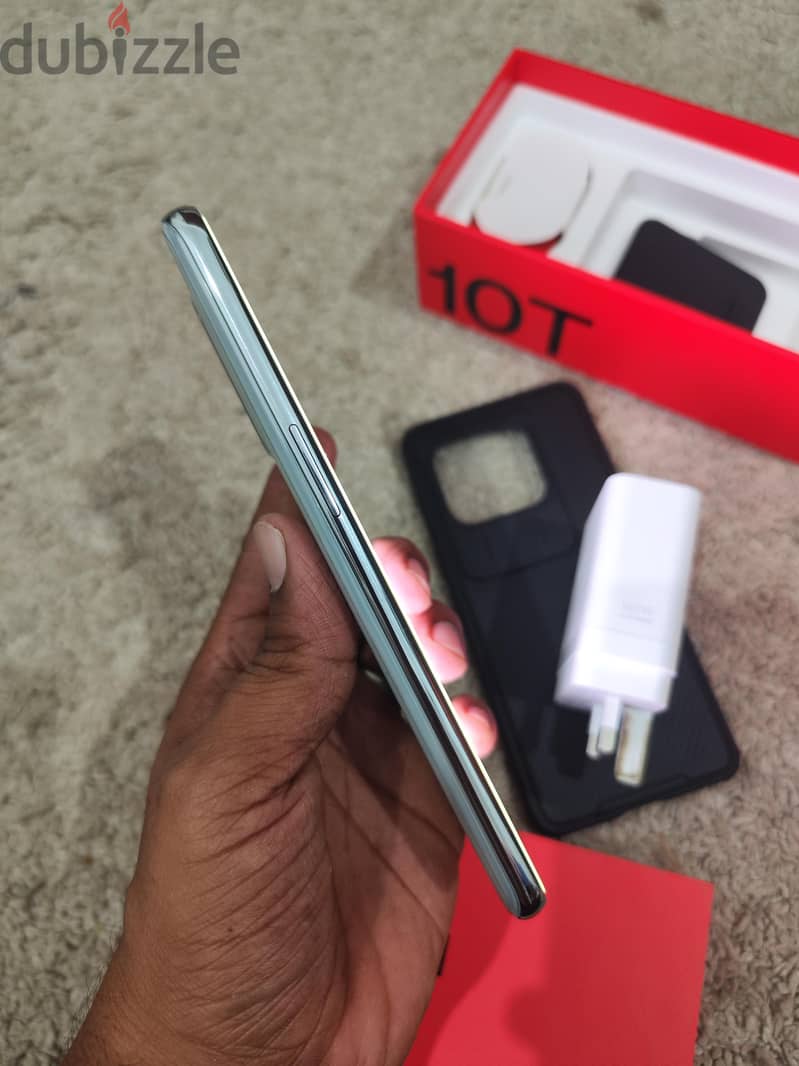 OnePlus 10T 5G ,16gb+256gb,160watt charger, sale or exchange also 4