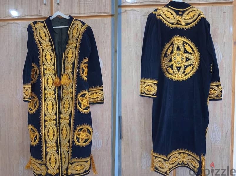 Brand new front-open coats with gold-thread embroidery (شالح مخمل) 4