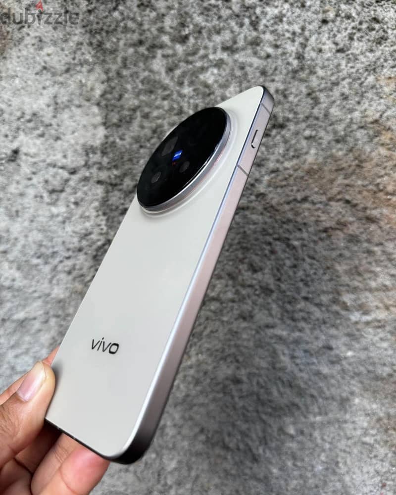 Vivo X300 Pro 1