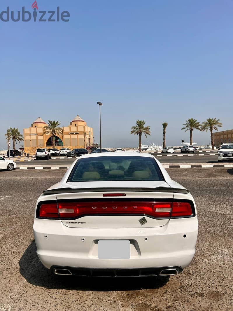 Dodge Charger 2013 3
