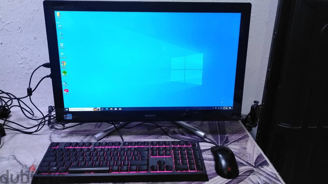all in One touch screen 24" PC $ TV core i7 3rd ram 8 hard ssd 256 GB 4