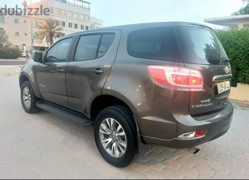 Chevrolet Trailblazer 7 seats excellent condition 3