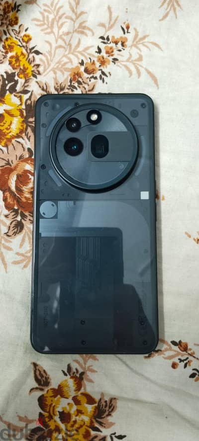 Nothing phone 3A PRO . 256gb. Box. and cable. black colour