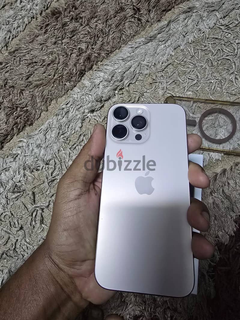 Apple - iPhone 16 Pro Max 1