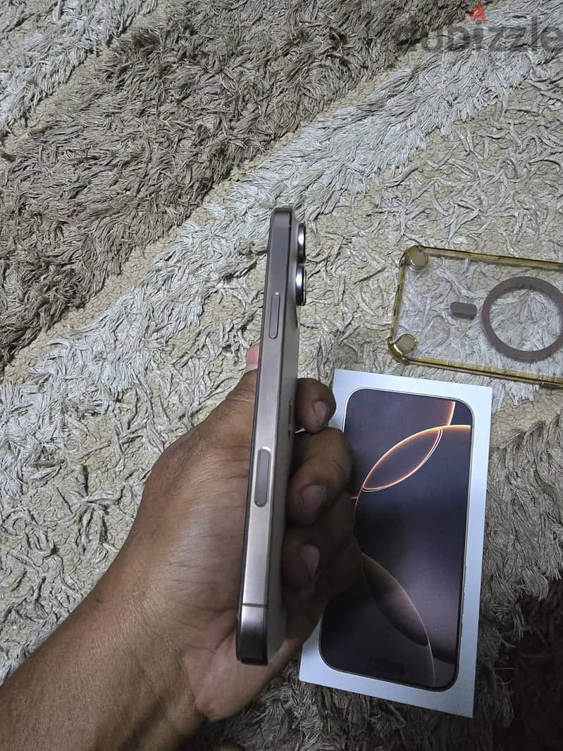 Apple - iPhone 16 Pro Max 2