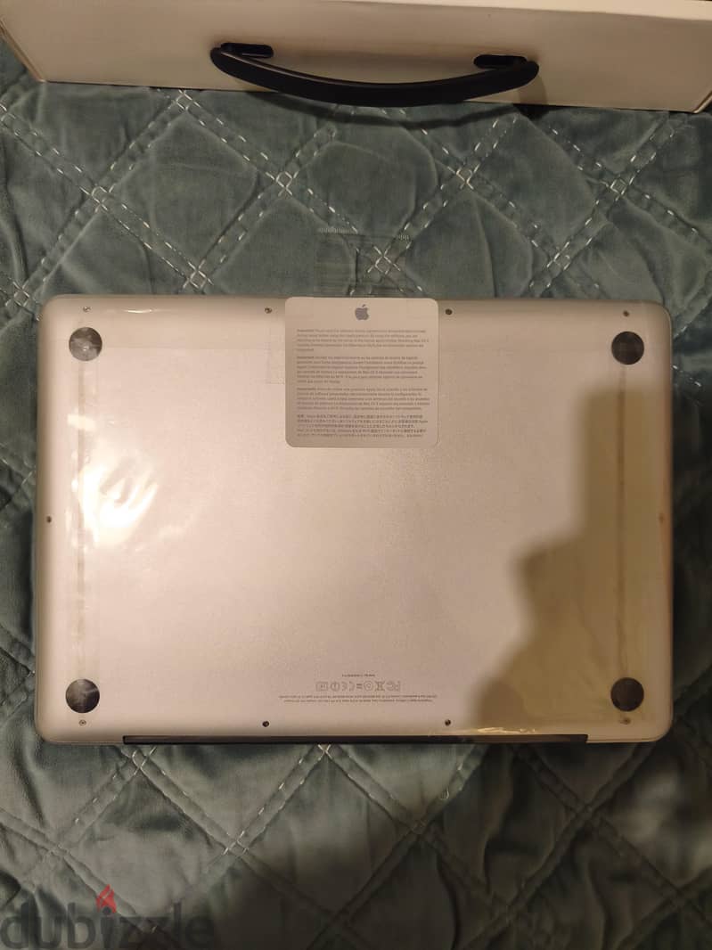 Apple MacBook Pro 13-inch (2012) + Magic Mouse 8
