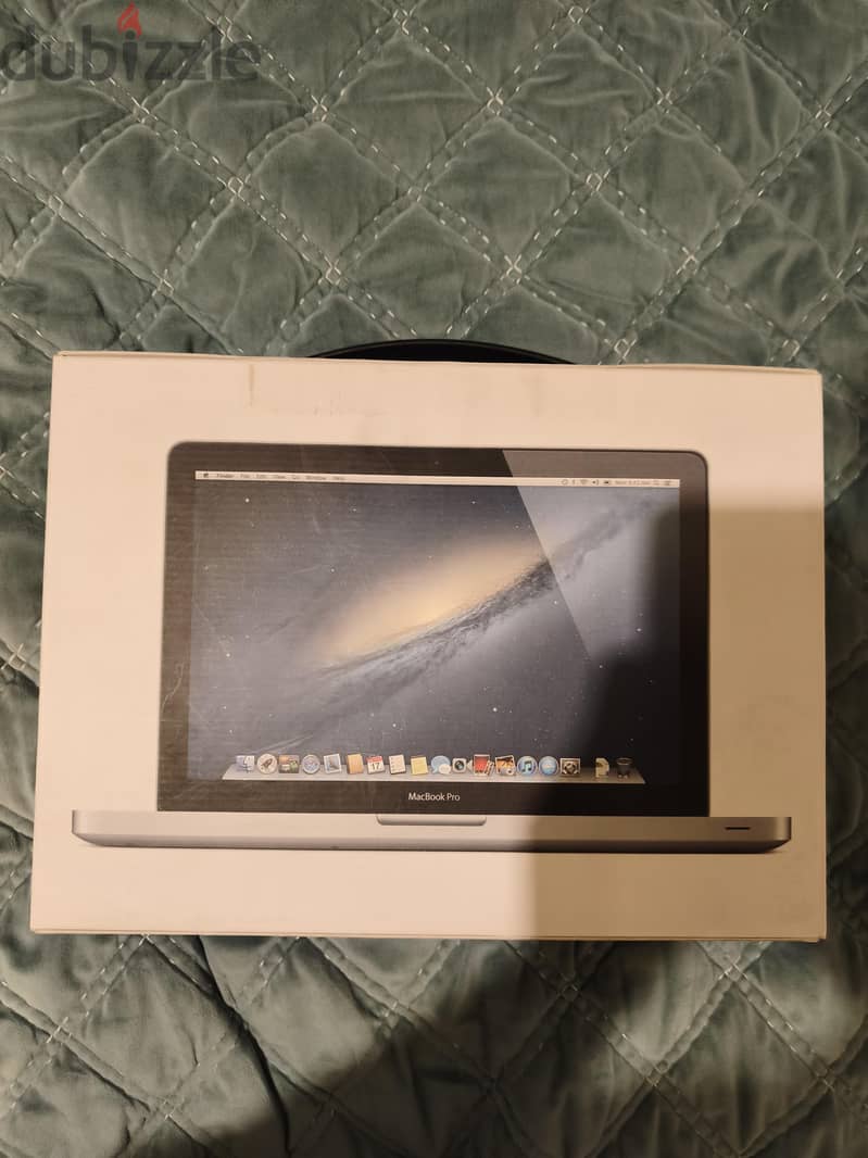 Apple MacBook Pro 13-inch (2012) + Magic Mouse 13