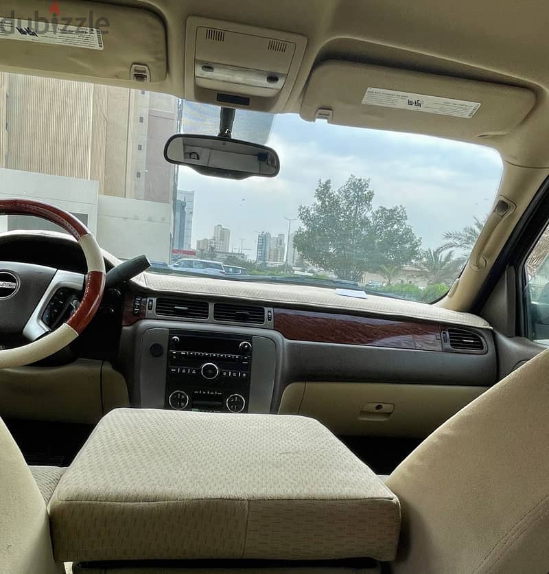 GMC Yukon 2008 in perfect condition 6