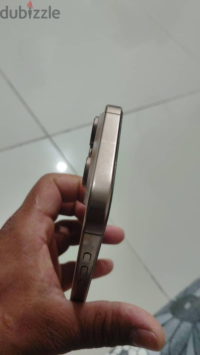 Apple - iPhone 16 Pro 6
