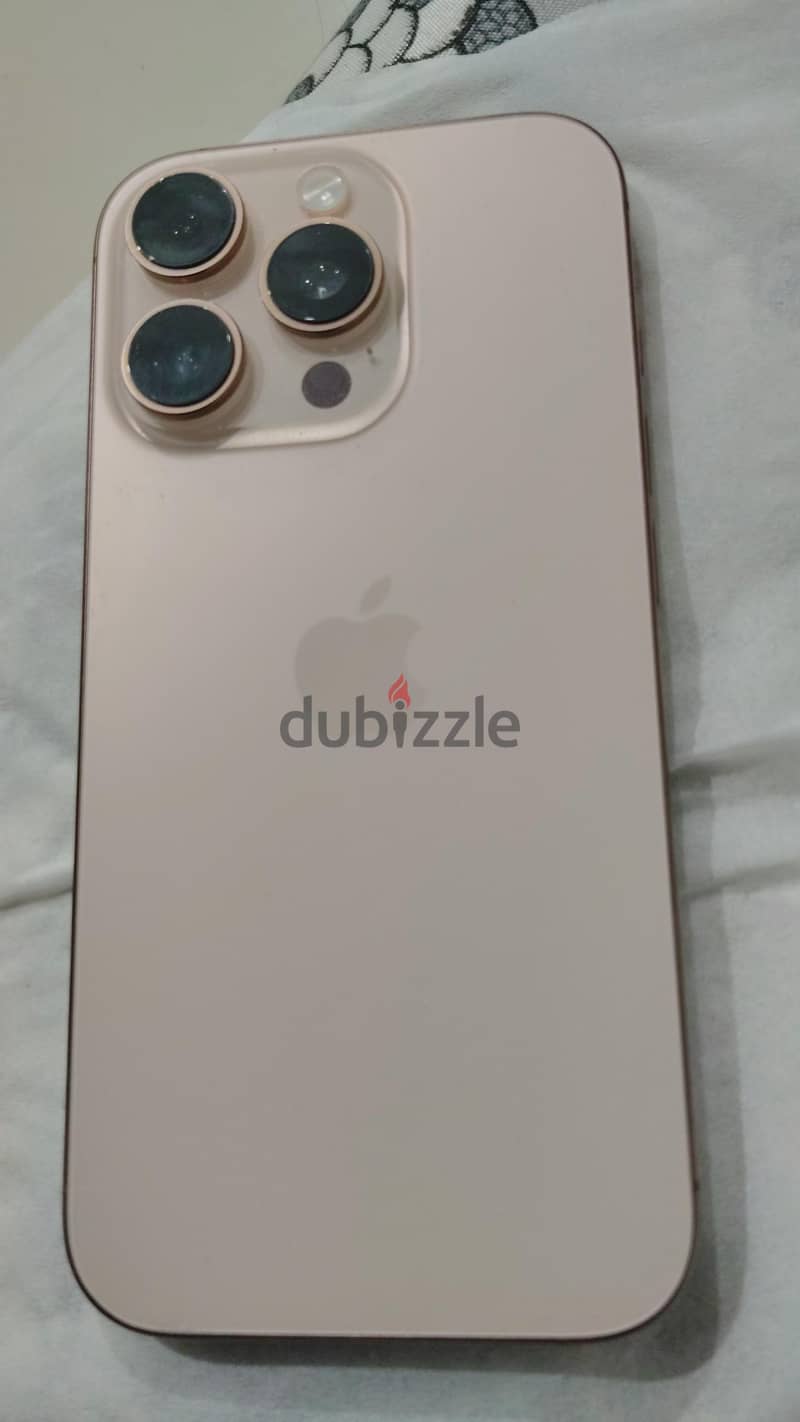 Apple - iPhone 16 Pro 8