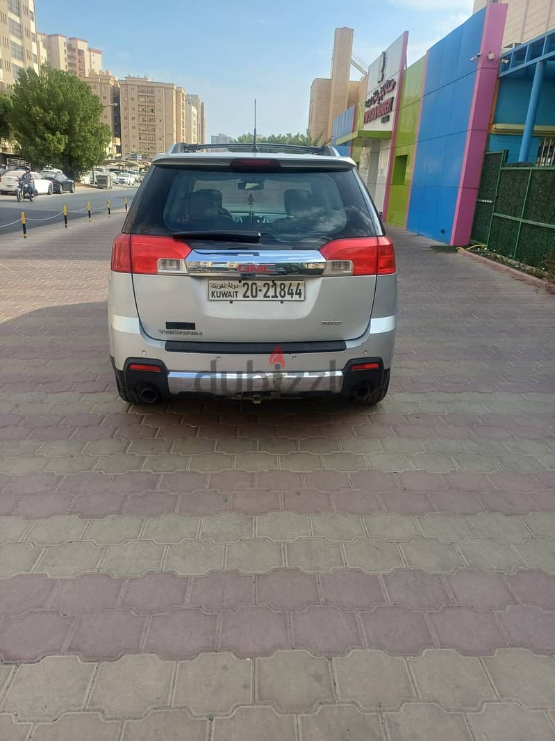GMC Terrain 2012 awd SLT kerala family used suv for sale in salmiya 4