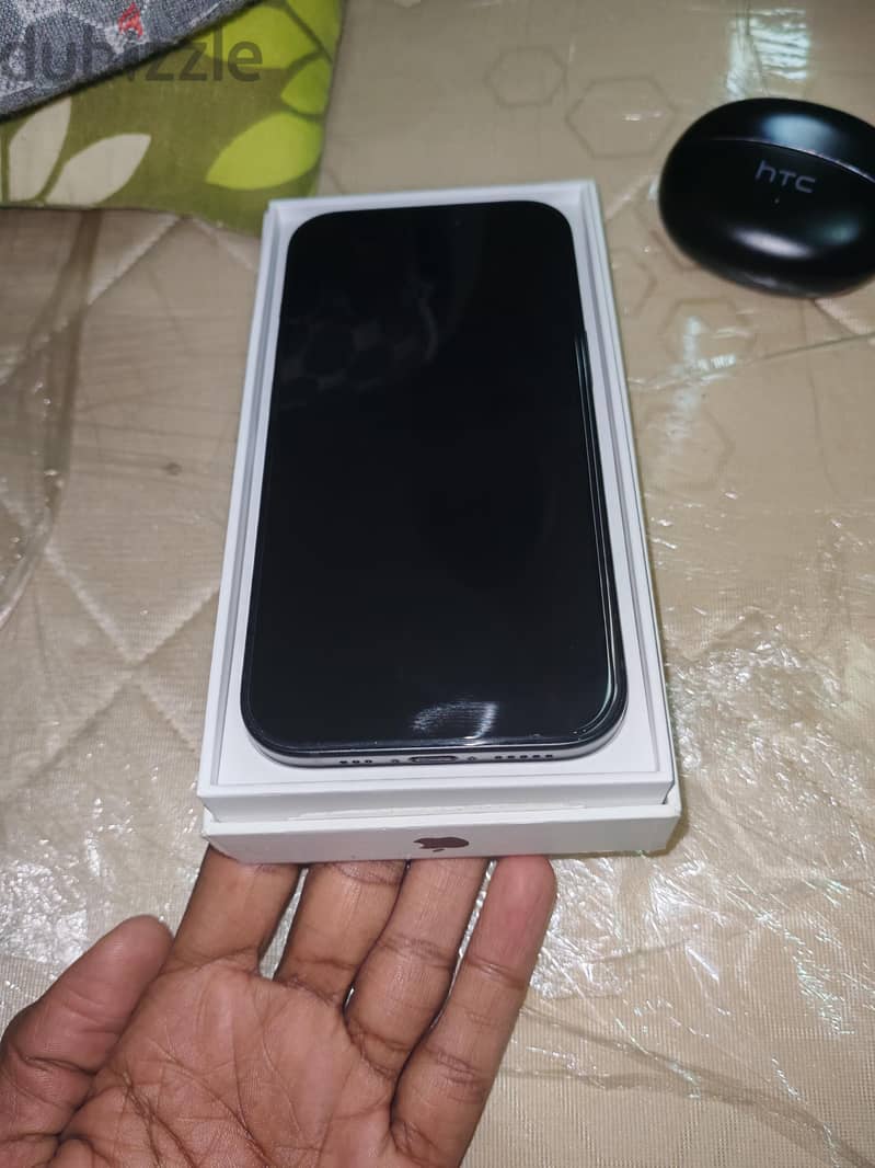 Apple - iPhone 15 4
