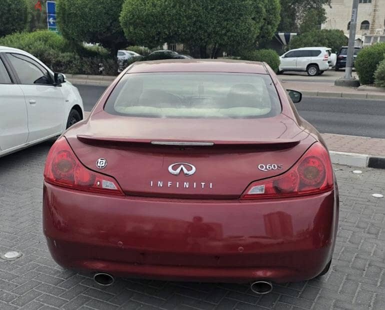 Infiniti Q60 2016 3