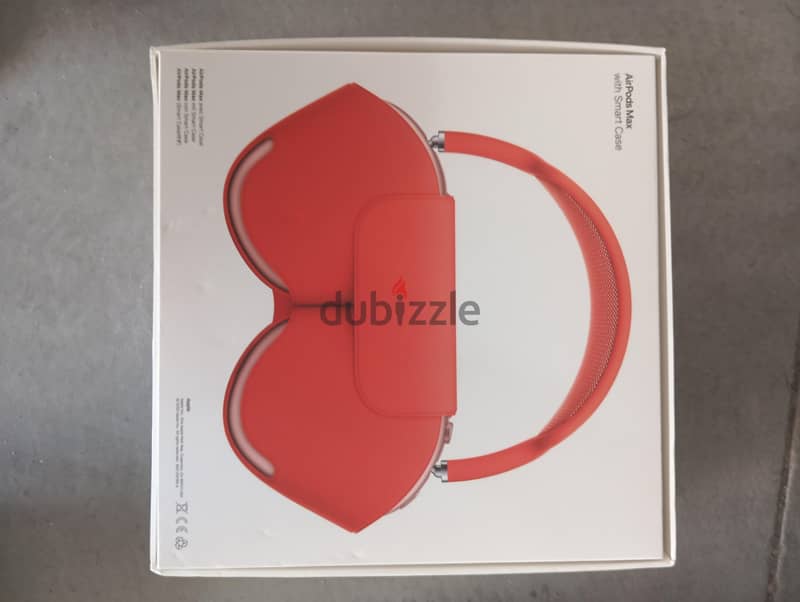 Apple AirPods max box and MacBook air Box 1