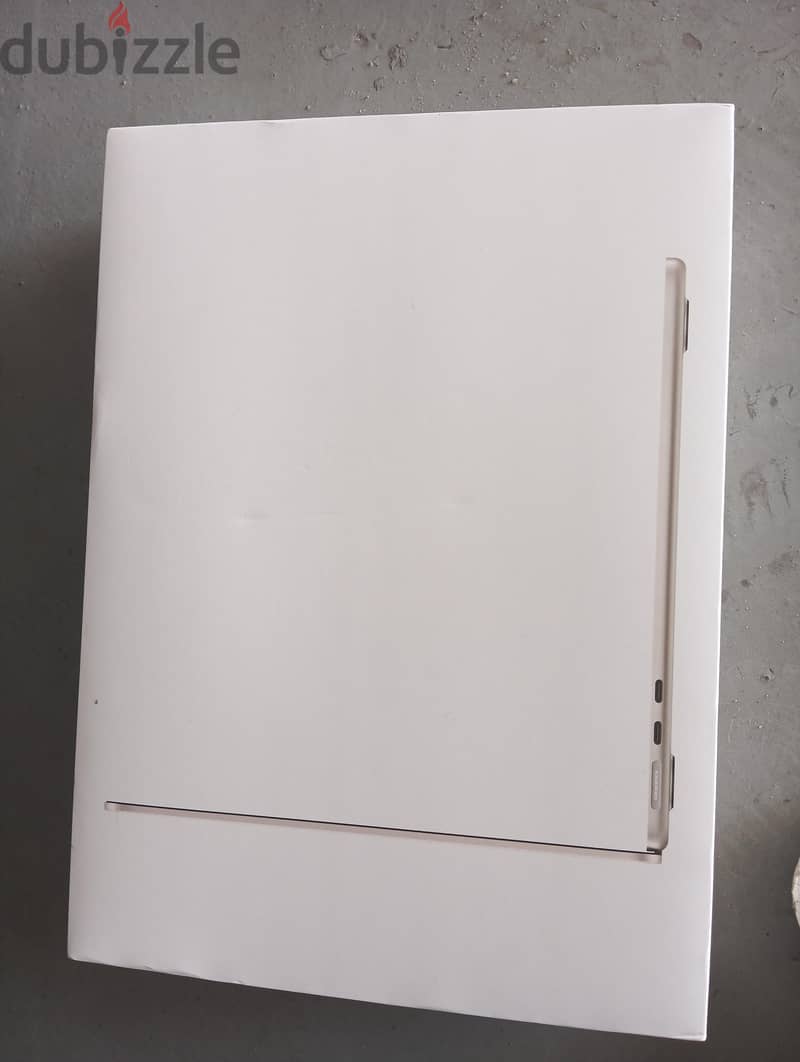 Apple AirPods max box and MacBook air Box 2