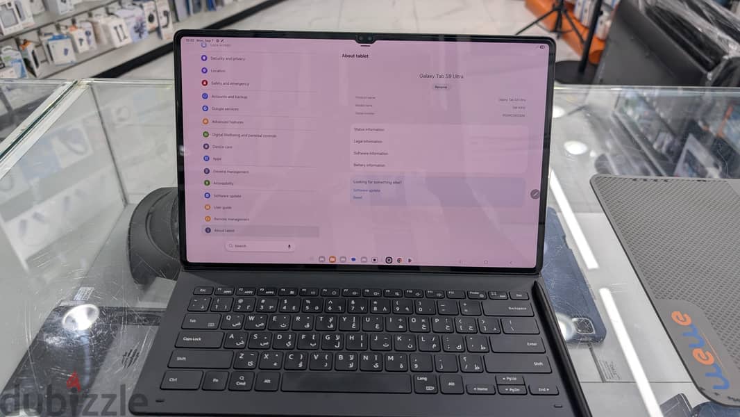 Samsung Galaxy tab s9 ultra with keyboard 1