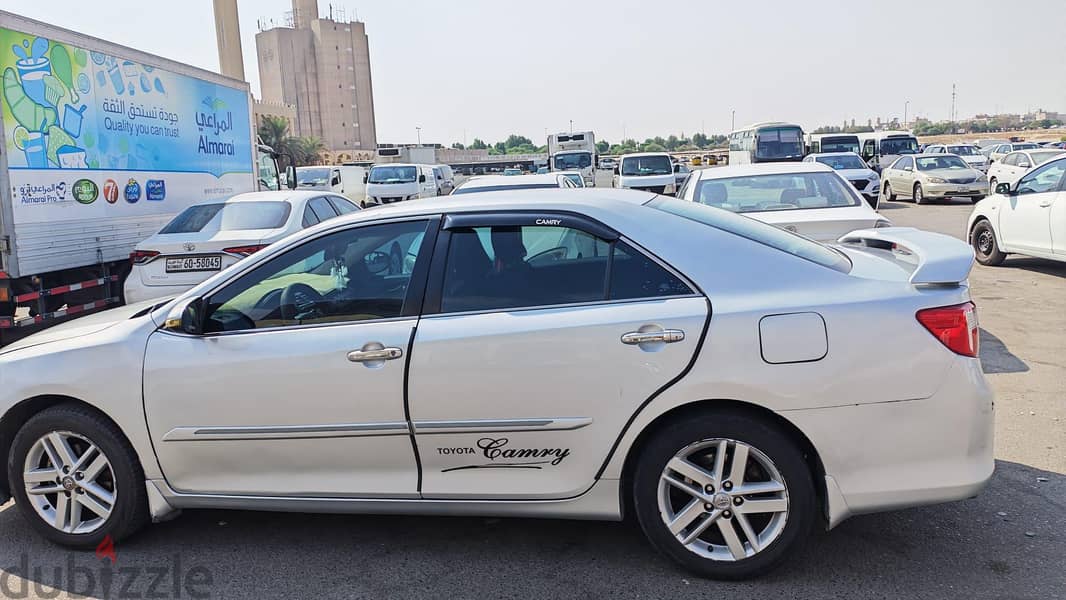 Toyota Camry 2014 1