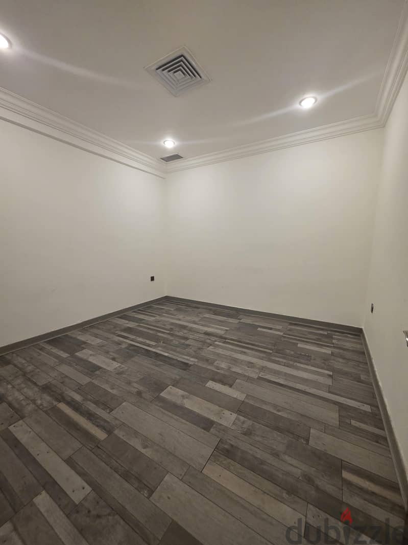 salwa apartment 3 bedrooms for 420 kd 6