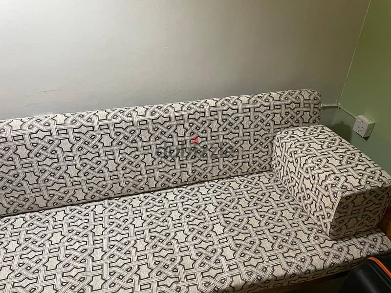 AUTHENTIC ARABIC SOFA FOR SALE!  1