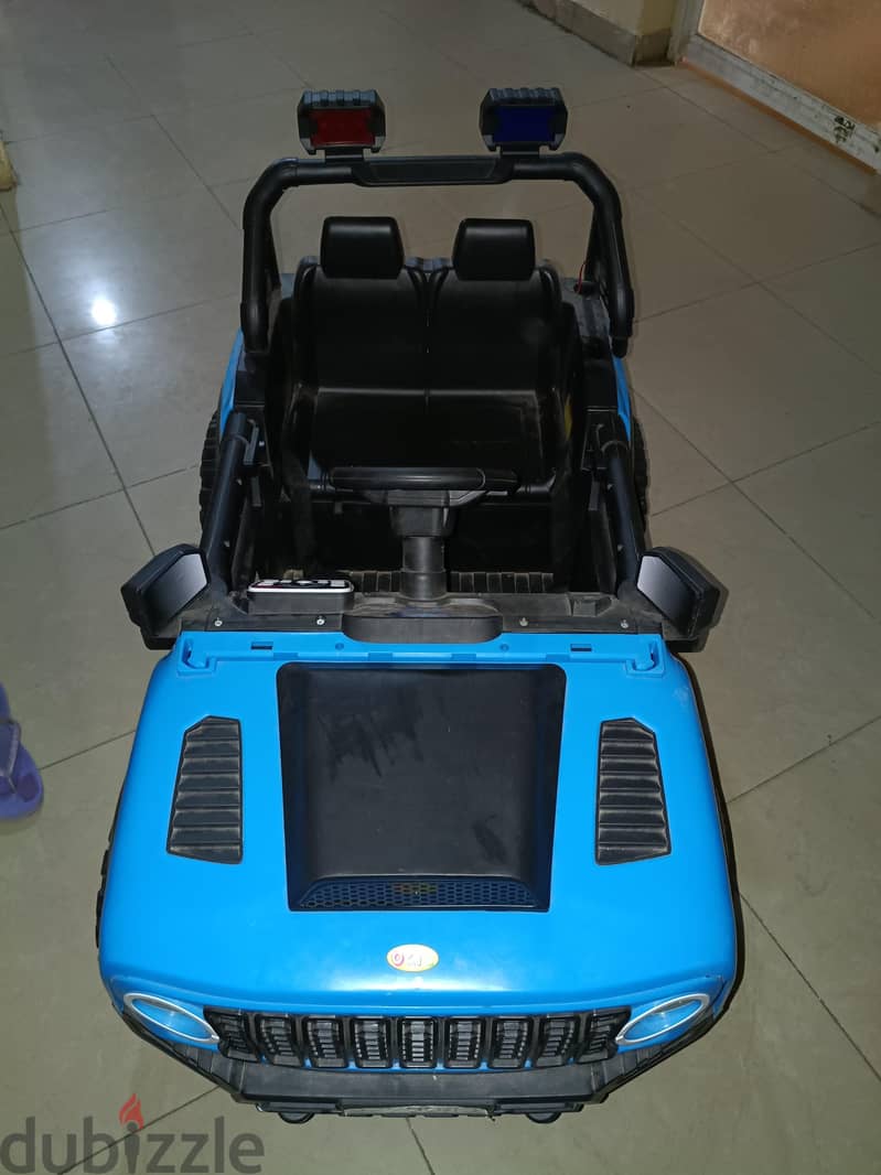 battery car for sale with battery charger. 2