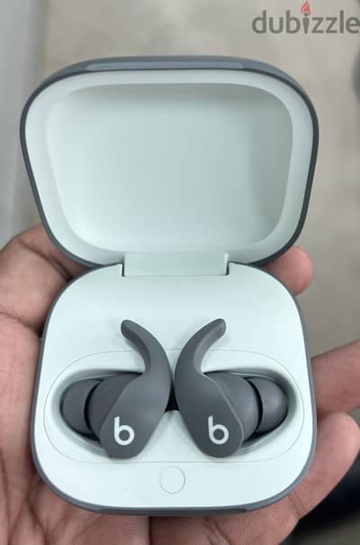 Beats fit pro