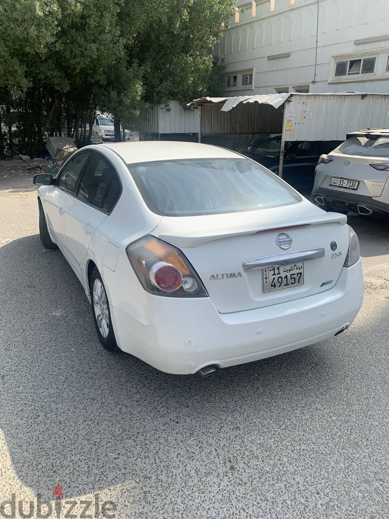 For Sale: Nissan Altima 2012 – Full Option 1