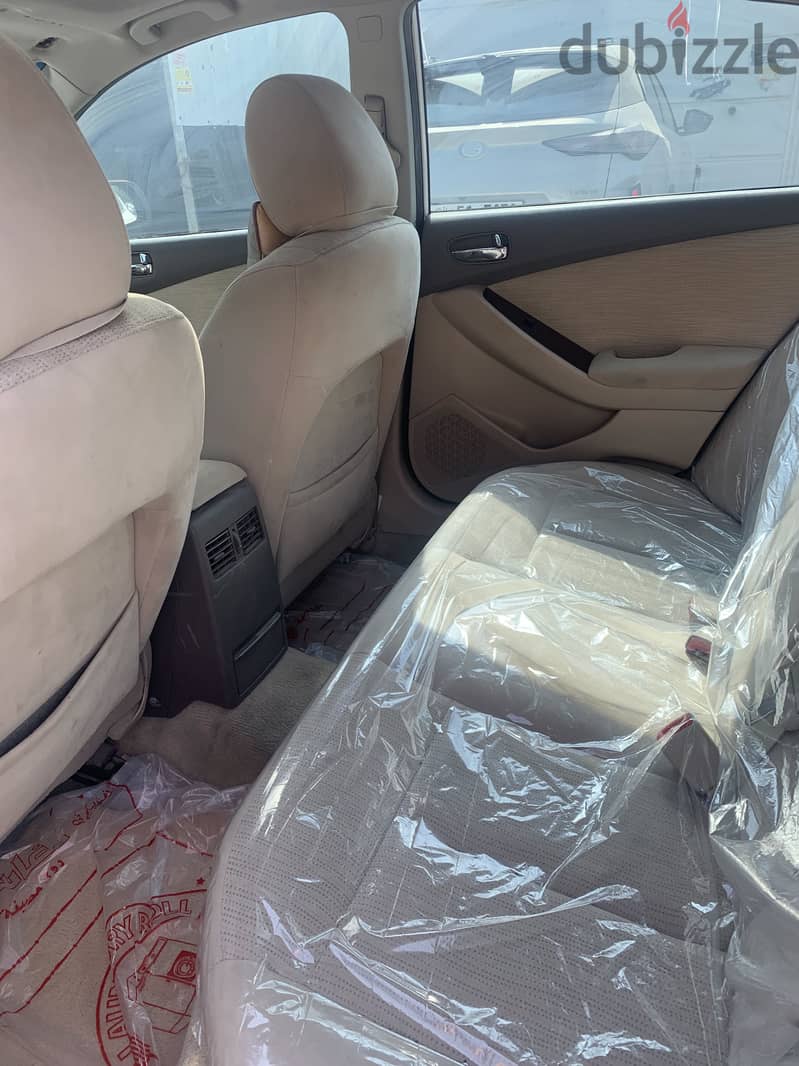 For Sale: Nissan Altima 2012 – Full Option 4