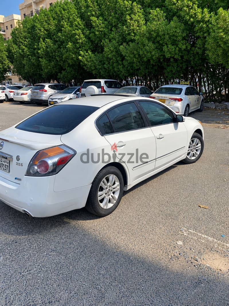 For Sale: Nissan Altima 2012 – Full Option 6