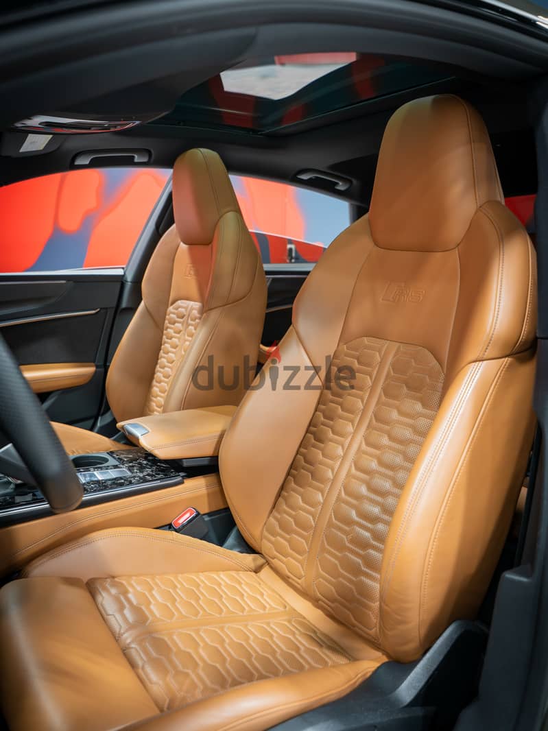 Audi R8 2023 أداء R8 V10 9