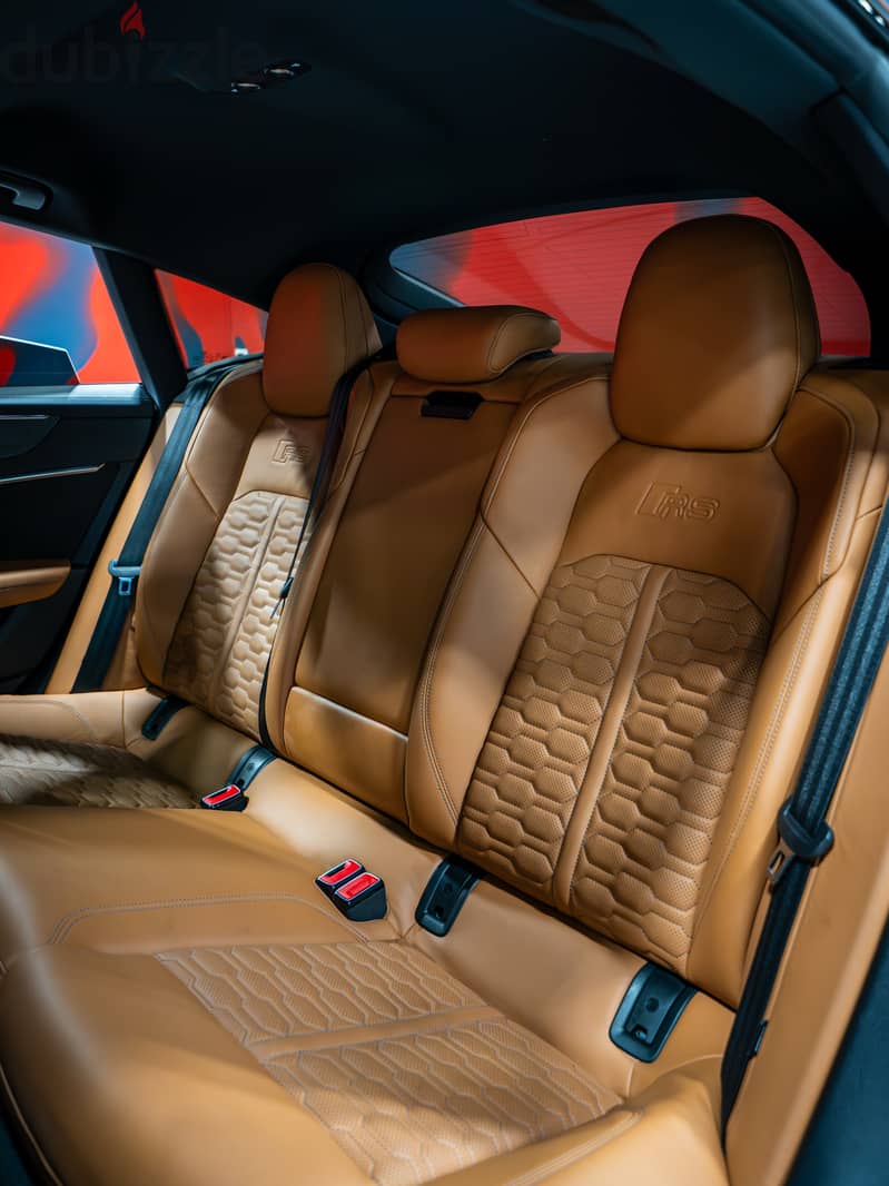 Audi R8 2023 أداء R8 V10 11