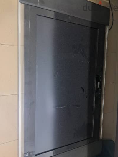 Urgent sale 43 inch tv with good condition
