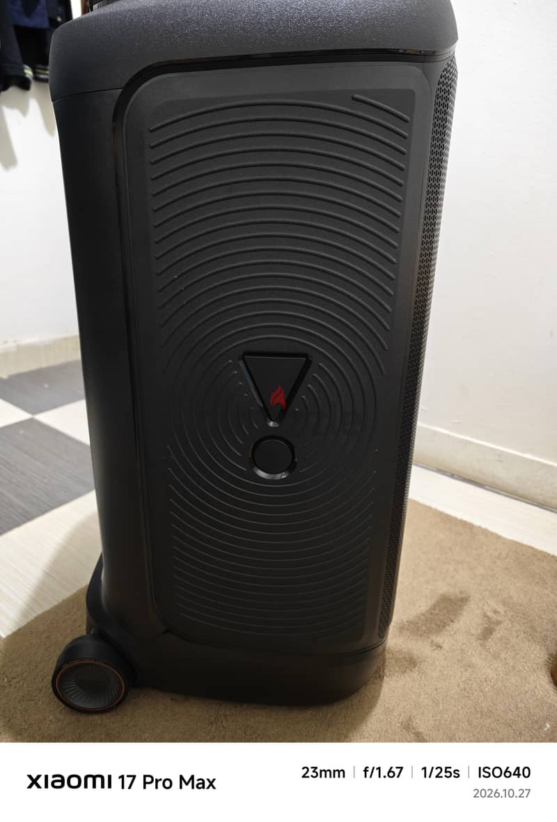 سماعه JBL بارتي بوكس 520 استخدام شهر مع الحامل والكرتون والشاحن 3