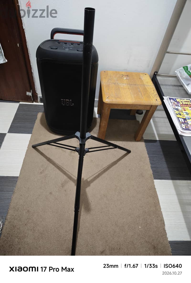 سماعه JBL بارتي بوكس 520 استخدام شهر مع الحامل والكرتون والشاحن 6