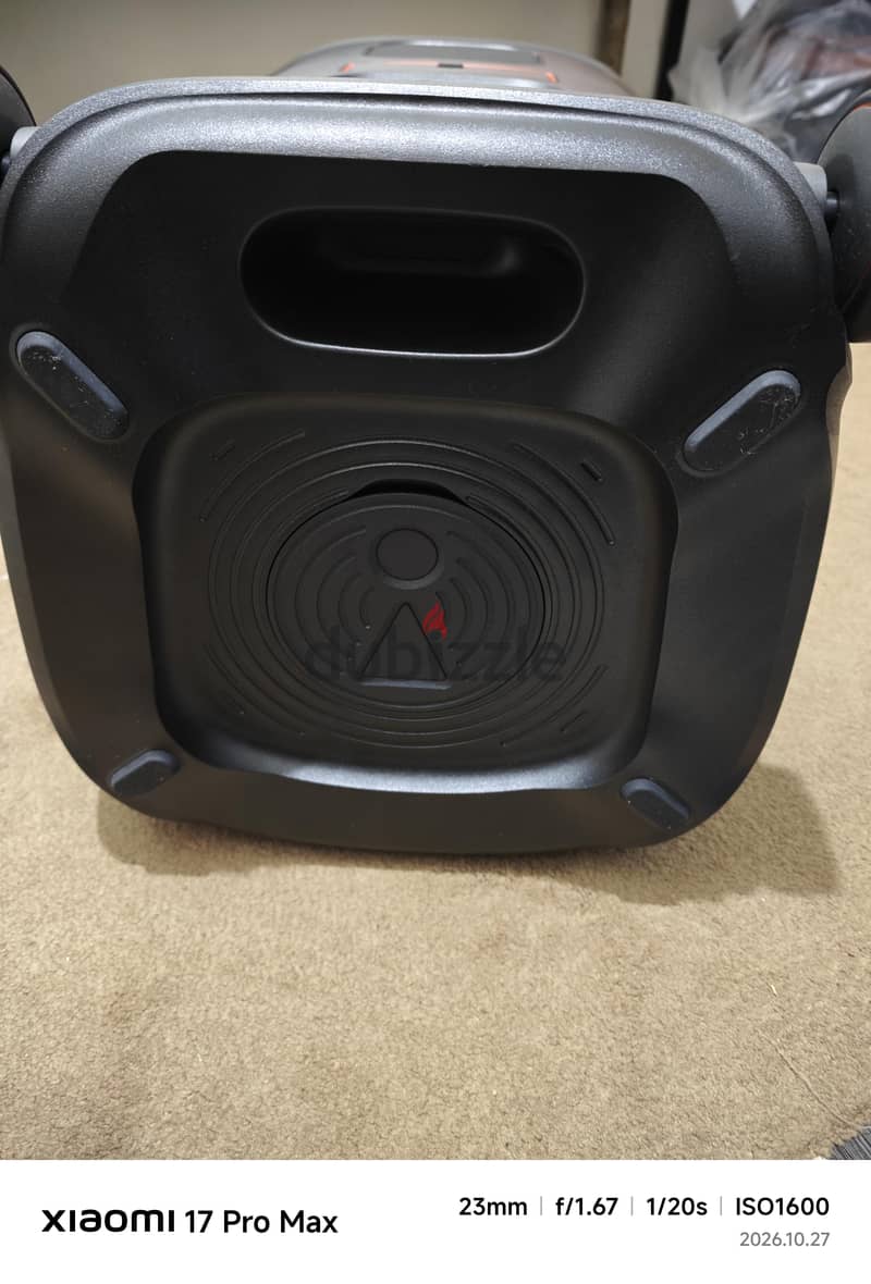 سماعه JBL بارتي بوكس 520 استخدام شهر مع الحامل والكرتون والشاحن 2