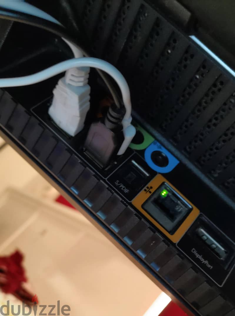 HP z1 workstation 27"  2K 2