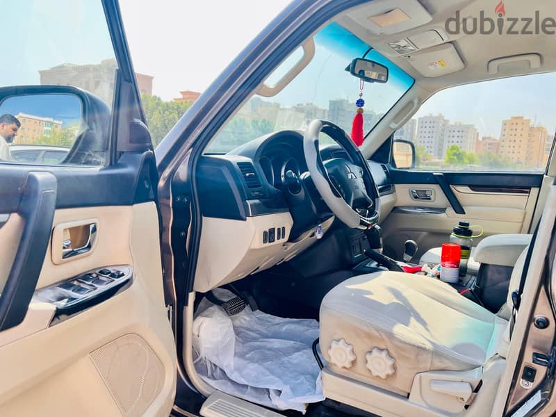 Mitsubishi Pajero 2013 3