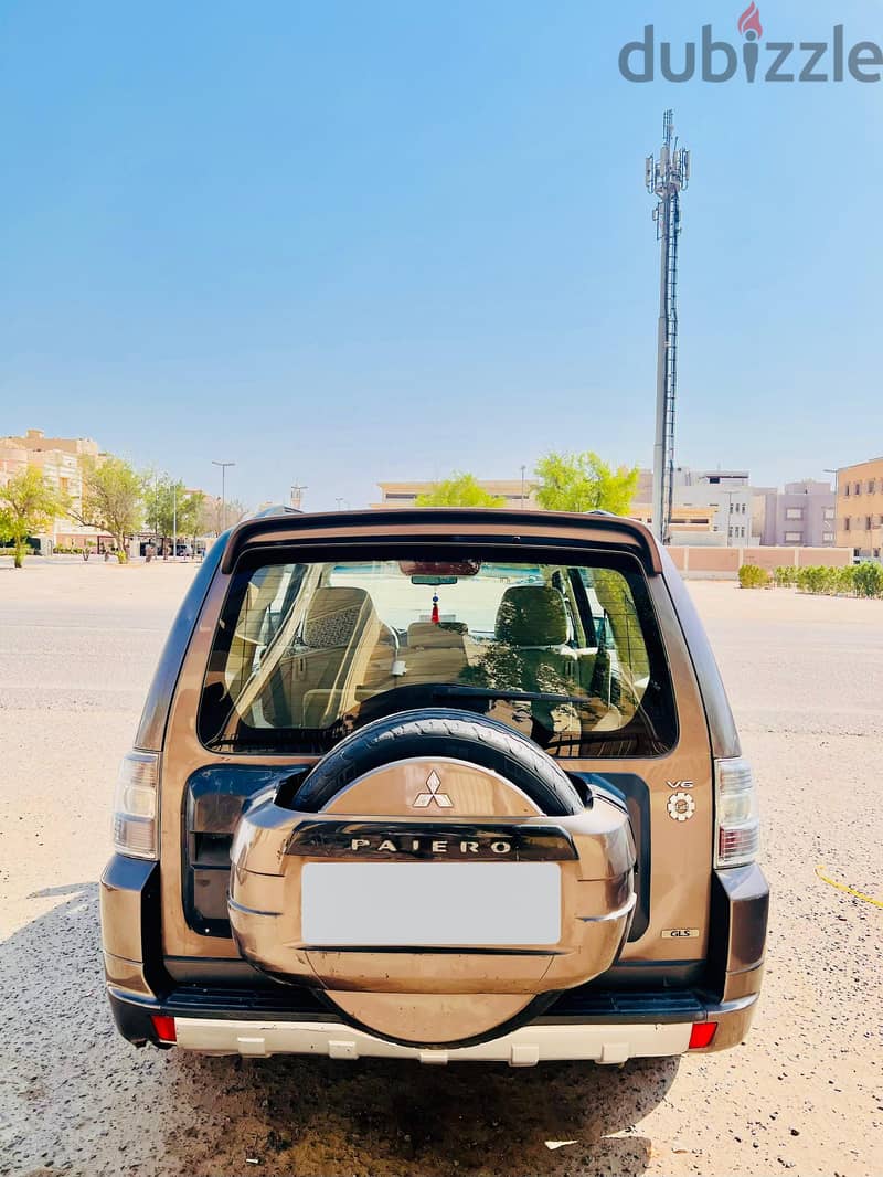 Mitsubishi Pajero 2013 4