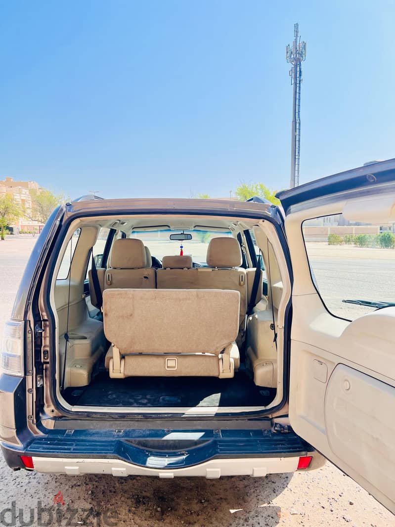 Mitsubishi Pajero 2013 10