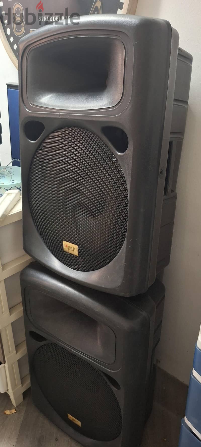 captain 15 inch passive speaker. very good condition and sound. 250 RMS. 6