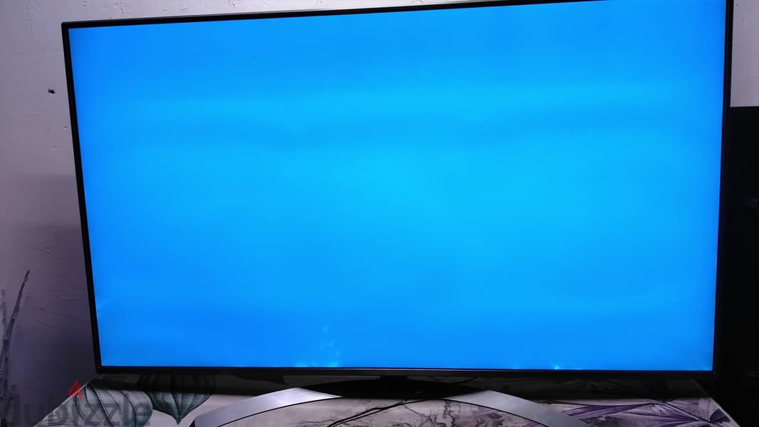 70" LG ULTRA HD 4K TV 9