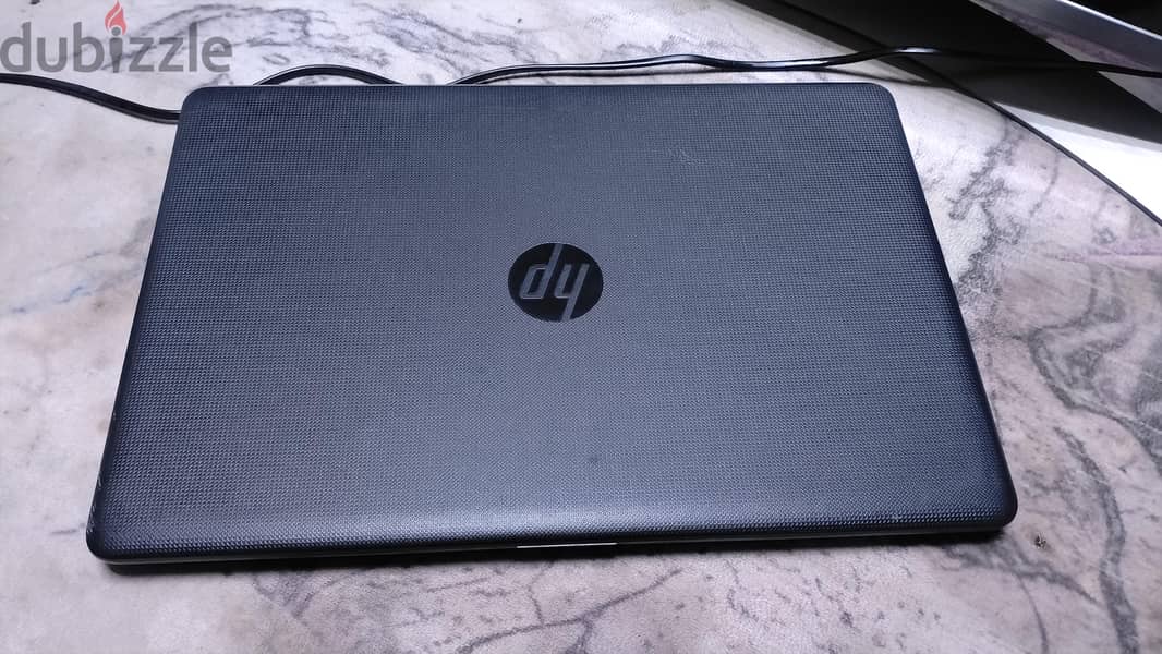 laptop core i3 5 generation ram 4 GB hard 509 GB good condition 4