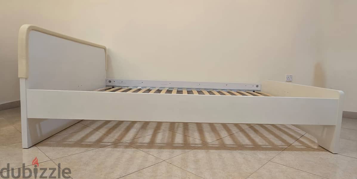 Selling a beautiful IKEA bed frame in white! 2