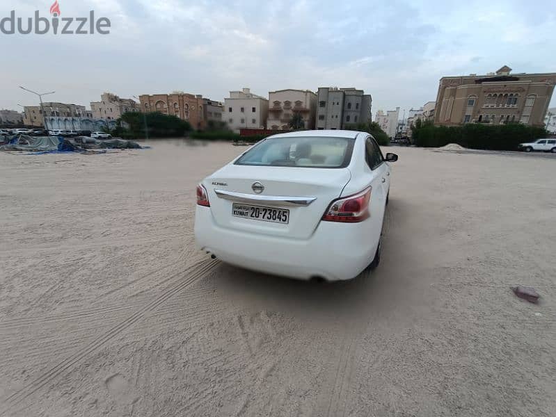 Nissan Altima 2013 1