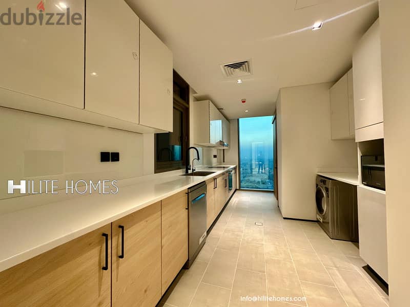 Stunning Three-Bedroom Sea View Apartment for Rent in Daiya 2
