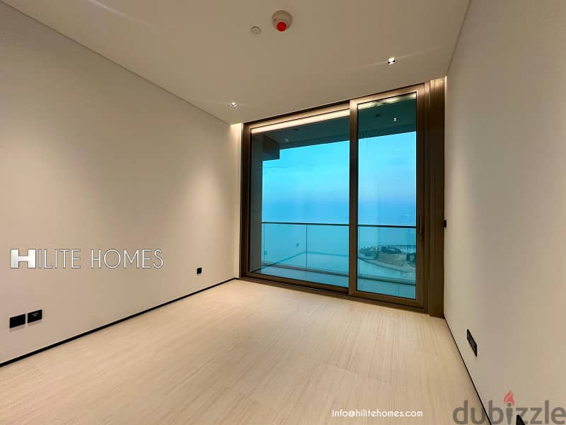 Stunning Three-Bedroom Sea View Apartment for Rent in Daiya 10