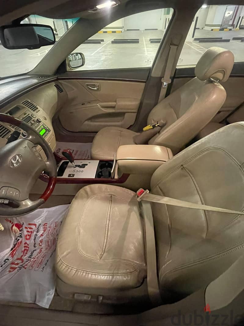هيونداي بحاله جيده وكل شيواضح 3
