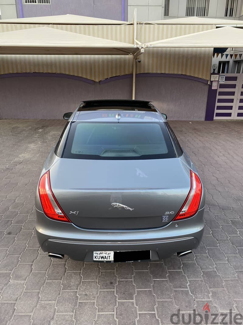 Jaguar XJ 2014 10