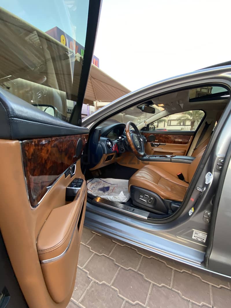 Jaguar XJ 2014 13
