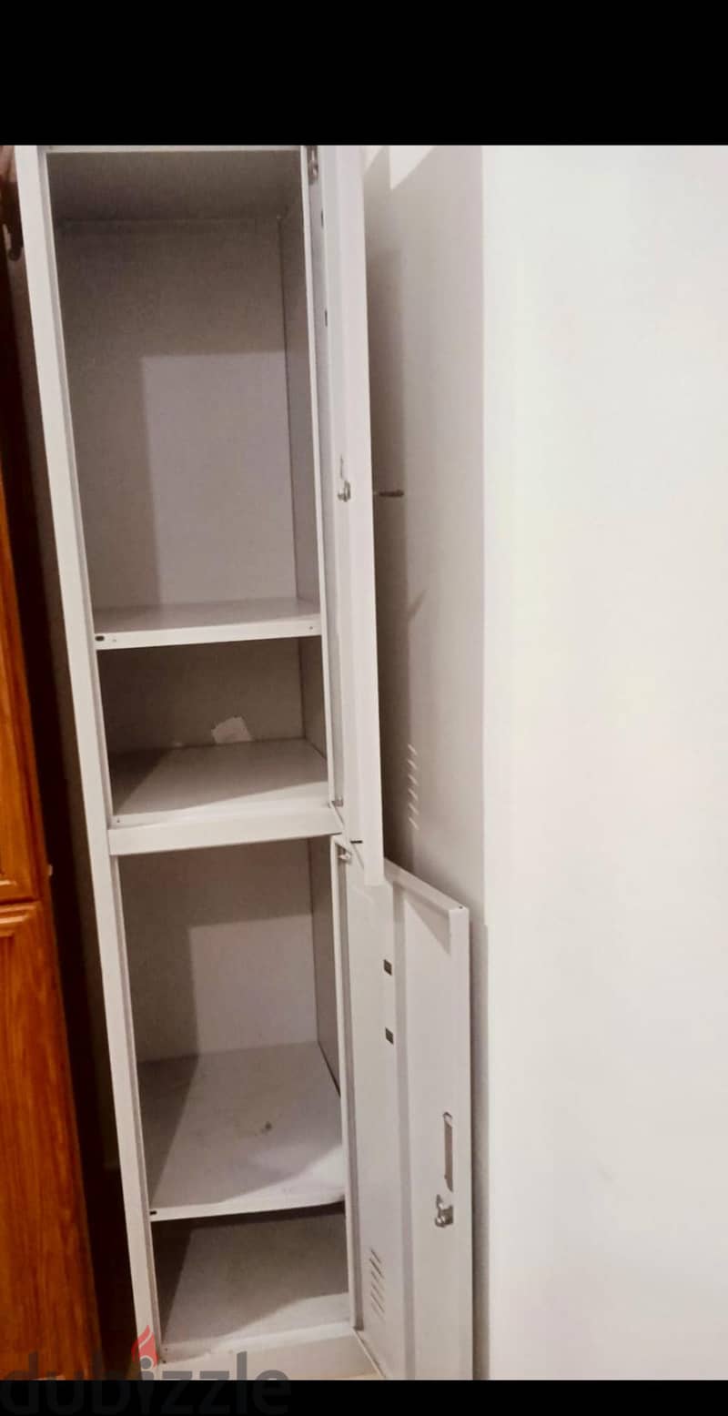 2 door steel locker 1